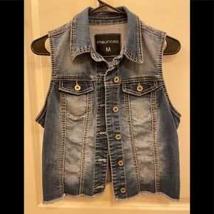 Denim sleeveless vest